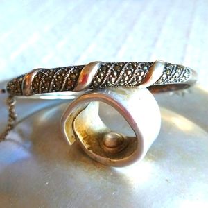 VINTAGE STERLING SILVER MARCASITE BANGLE BRACELET